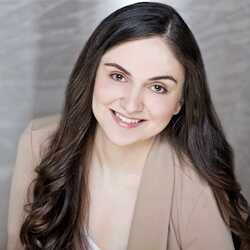 Laura Raffin, soprano, profile image