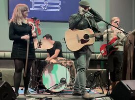 The Causeway Giants - Celtic Band - Toronto, ON - Hero Gallery 2