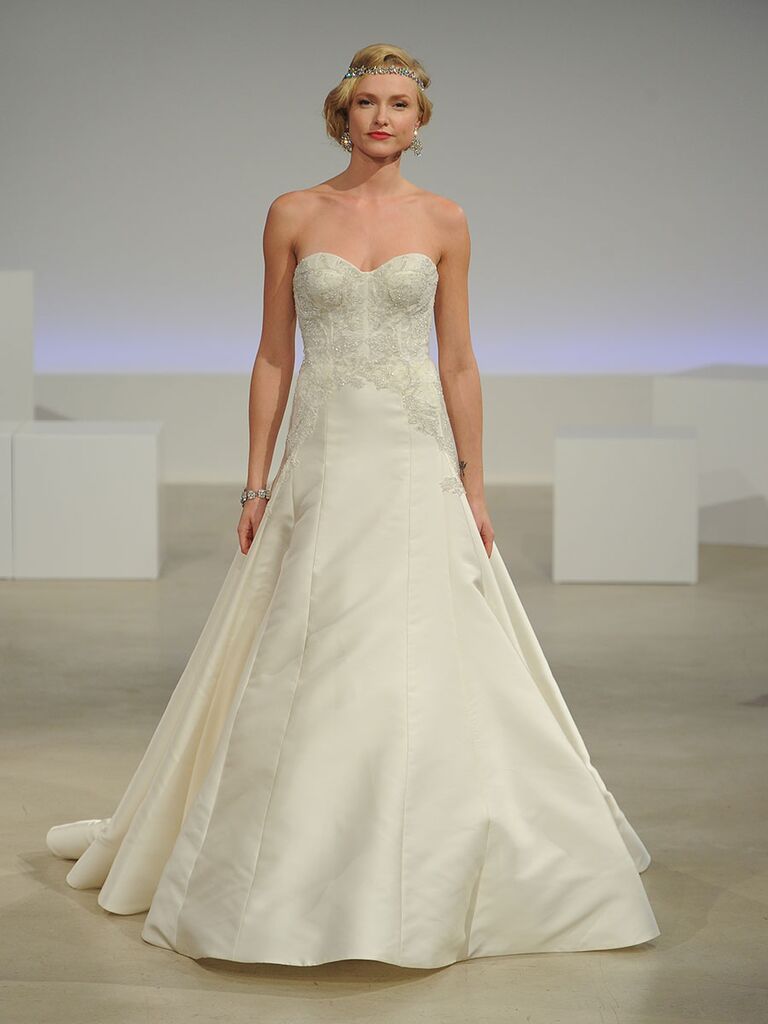 Anne Barge Fall 2017 Collection Bridal Fashion Week Photos