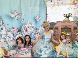 Enchanted Moments Events LLC - Princess Party - Fairfield, CT - Hero Gallery 3