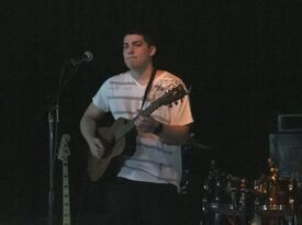 Ruben Salinas - Singer Guitarist - The Colony, TX - Hero Gallery 1