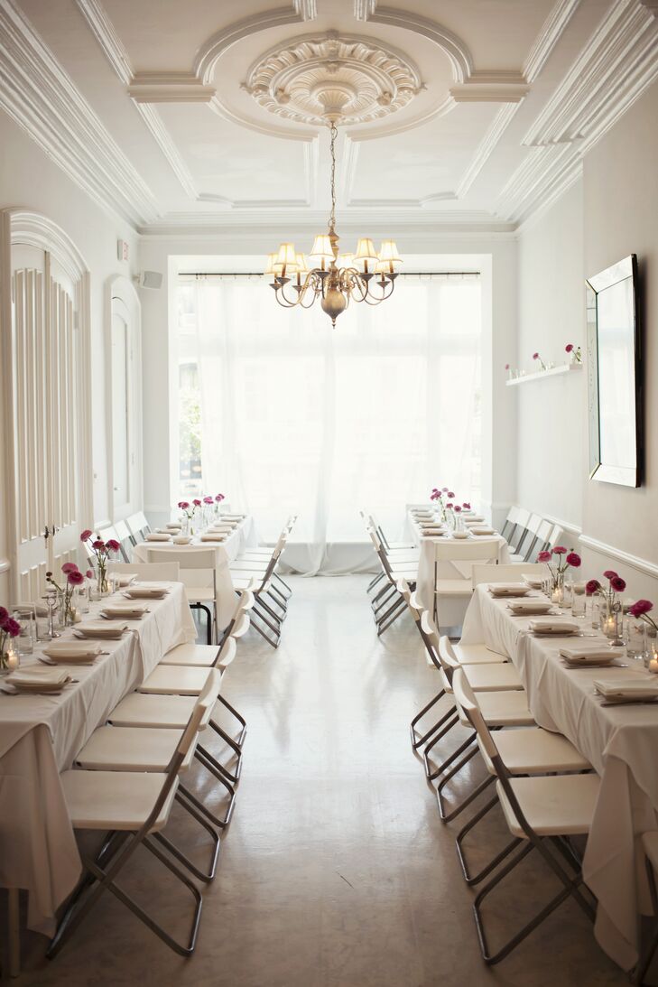 Simple Reception Decor