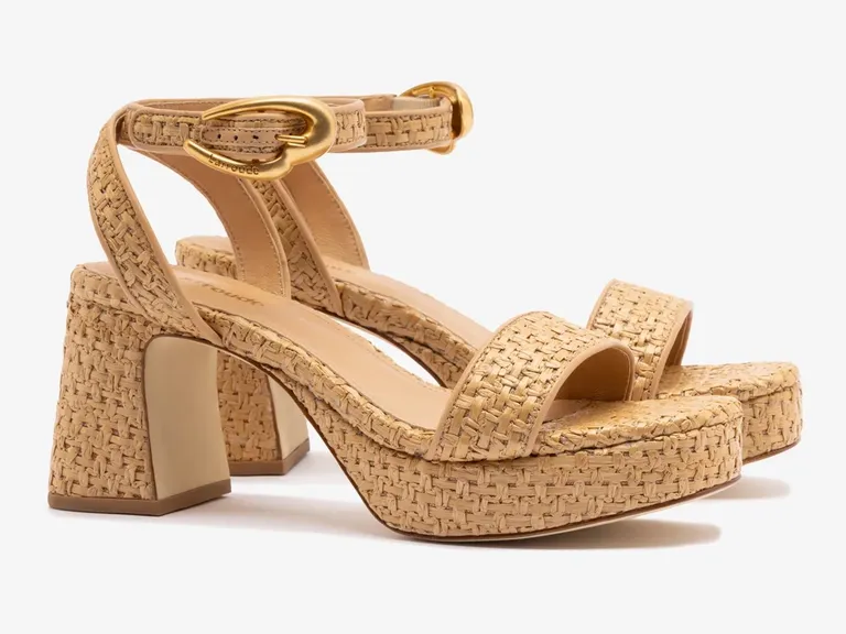 Beige platform heel sandal for beach wedding from Larroudé