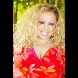 Alina Zayas, profile image