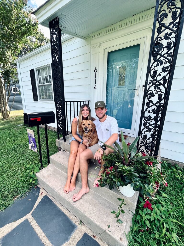 Casey, Joey, and their friends and families have worked so hard all summer to make their dream house come true! Consider this an "after" picture! 