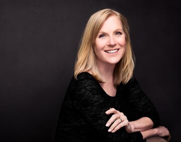 Lydia Richards, Corporate Motivational Speaker - Motivational Speaker - San Francisco, CA - Hero Main