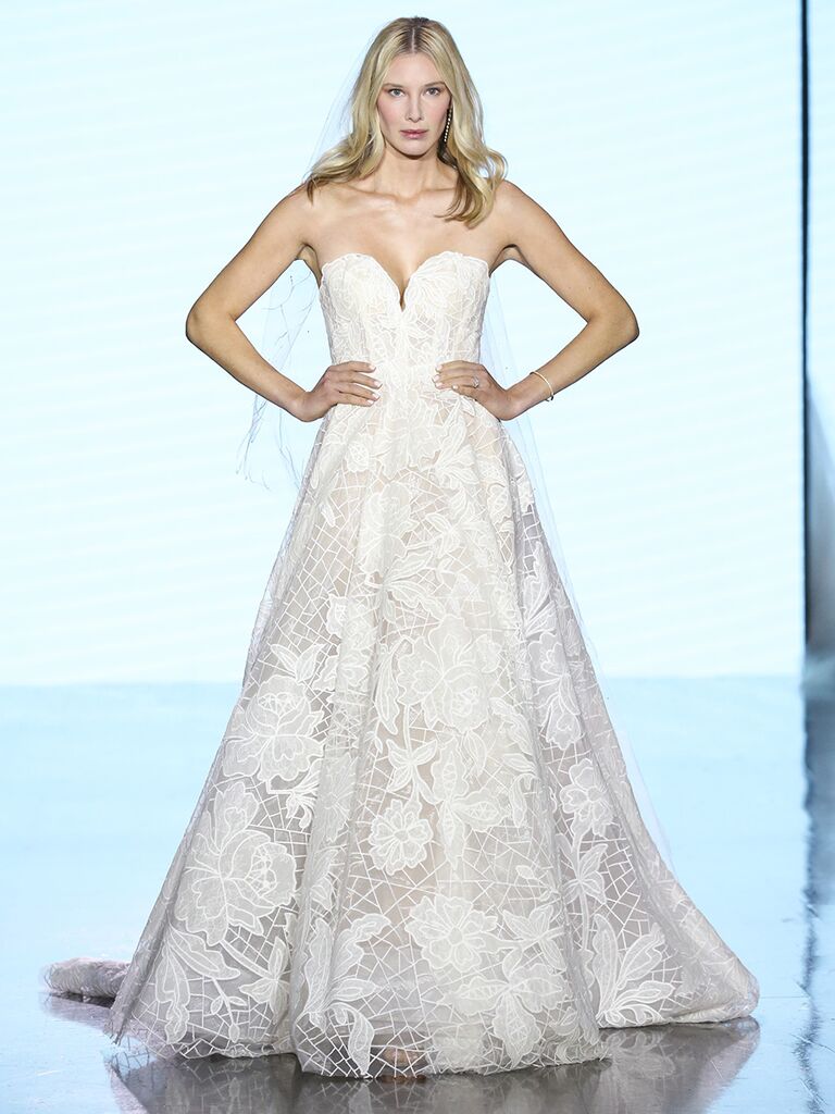 watters lace wedding dress