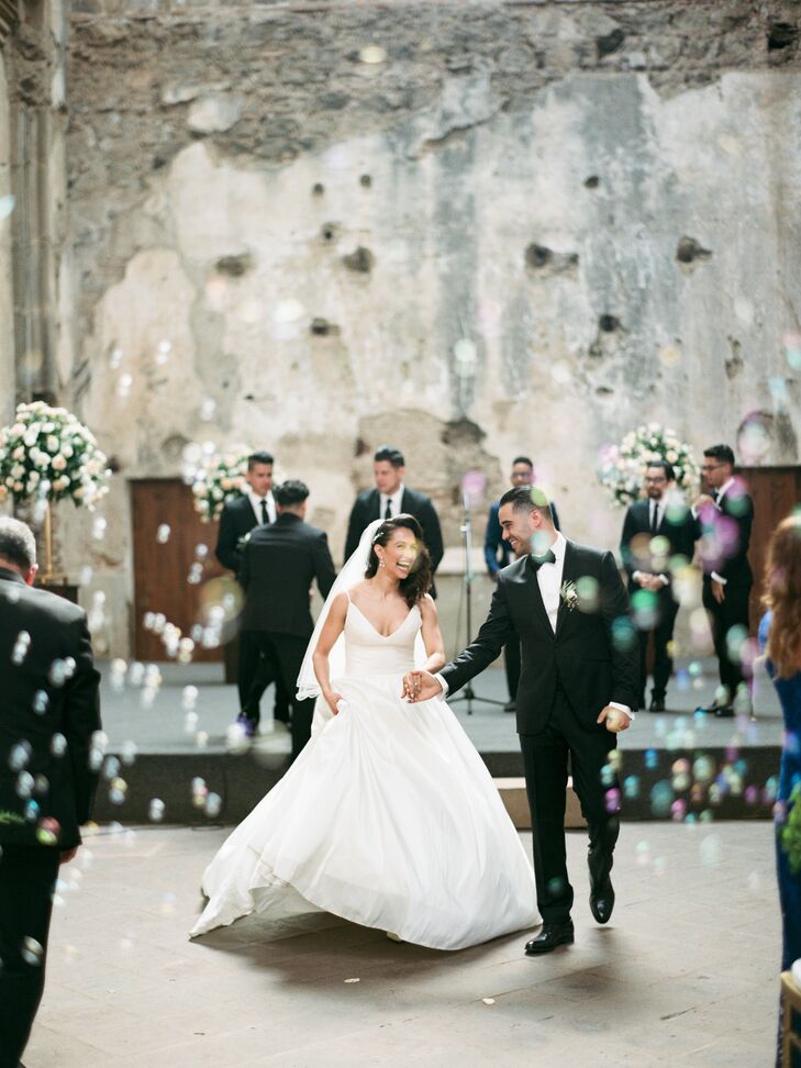 An Elegant Old World Destination Wedding At Iglesias Y Convento