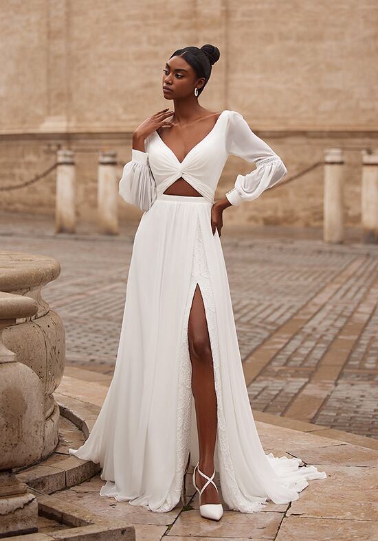 Simply white 2025 wedding dress