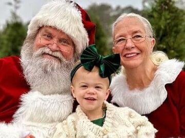 Santa Jim and Mrs Claus. - Santa Claus - Savannah, GA - Hero Main