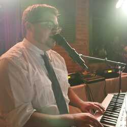 Felix and Fingers Dueling Pianos, profile image