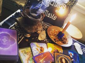 Jem Jewels Mystic Party - Fortune Teller - Montreal, QC - Hero Gallery 3