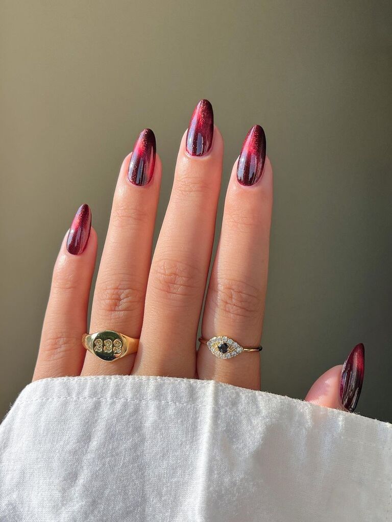 Red Chrome Nails  Red chrome nails, Chrome nails, Red nails