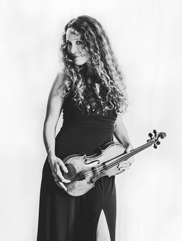 Briana Di Mara - Violinist - Oakland, CA - Hero Main