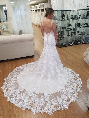 Carbonneau Bridal and Formalwear | Bridal Salons - Worcester, MA