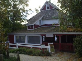 Cosley Zoo - Duck Pond Pavilion - Zoo - Wheaton, IL - Hero Gallery 3