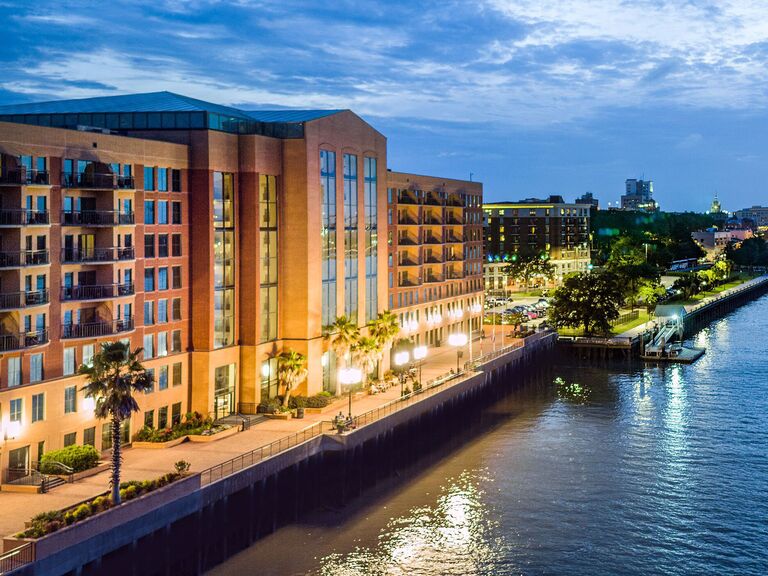 Riverfront hotel in Savannah