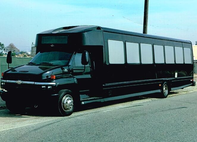 Churchill III Luxurious Limousine Service, Inc | Transportation - West
