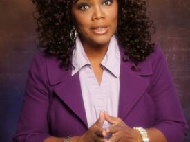 Oprah Double Take (celebrity tribute artist) - Impersonator - Los Angeles, CA - Hero Gallery 1