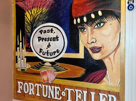 Visions by Victoria - Fortune Teller - Chicago, IL - Hero Gallery 3