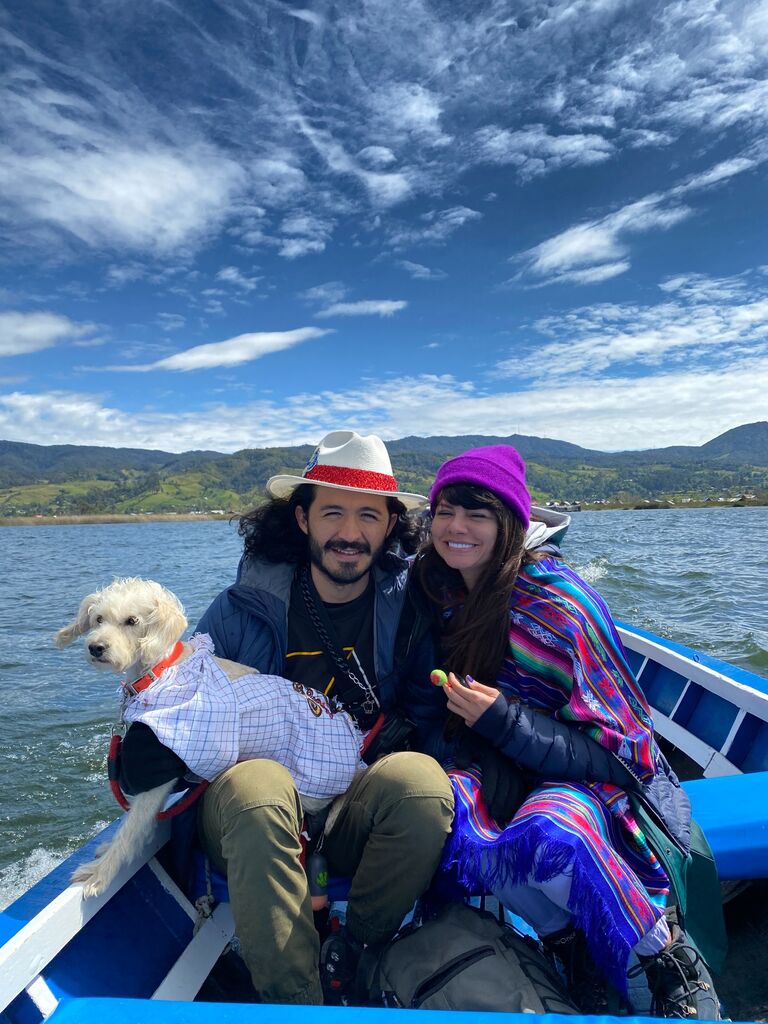 Nos gusta el viento en la cara y ver paisajes hermosos.
⛵️ Laguna de la Cocha