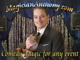 Magician Anthony - Comedy Magician - Racine, WI - Hero Gallery 1