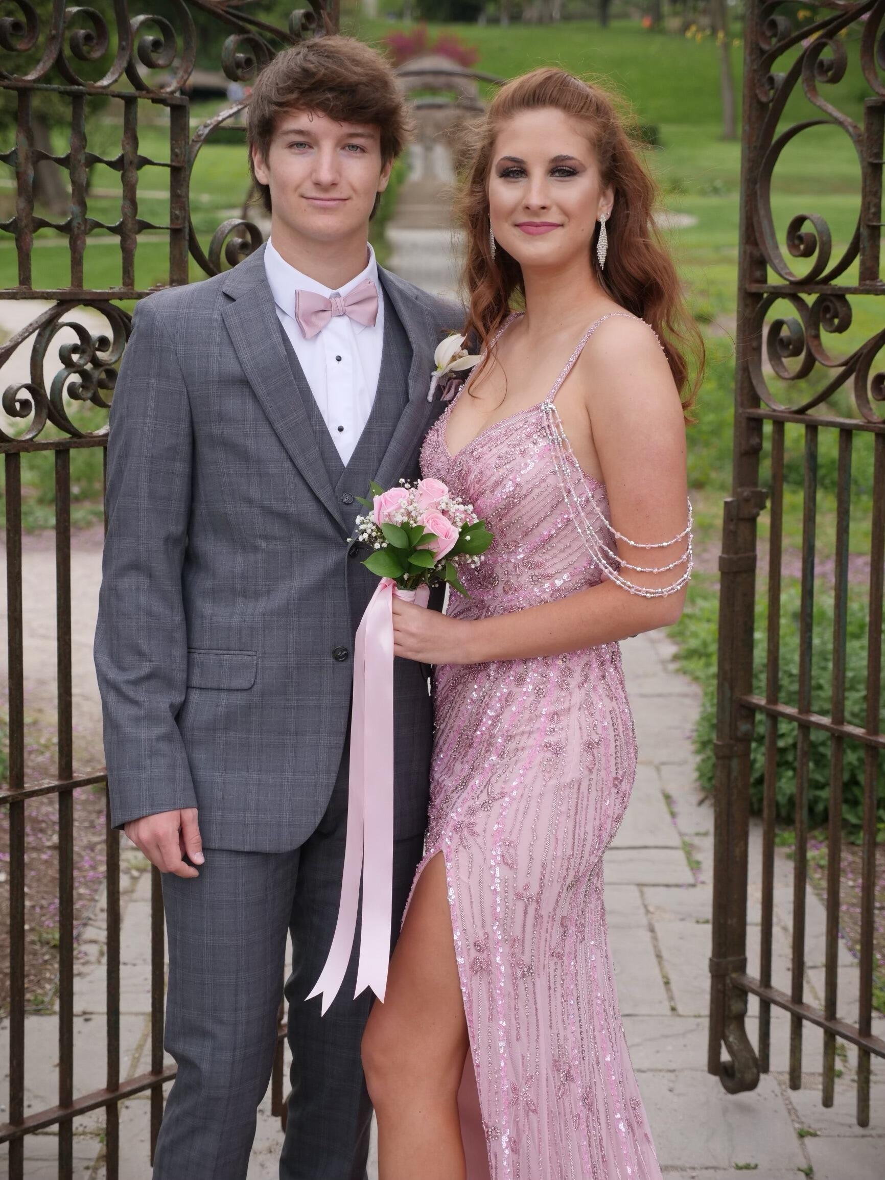 Collin and Chloe celebrated their senior prom thanks to the help of their families who planned and organized a stay-at-home prom due to COVID.