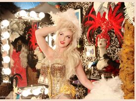 Cupcake Burlesque - Cabaret Dancer - Nashville, TN - Hero Gallery 4
