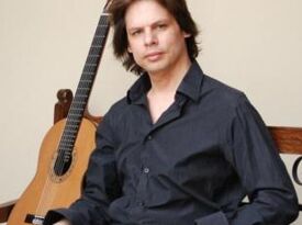 David Galvez - Classical Guitarist - Sunnyside, NY - Hero Gallery 3