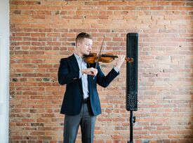 Liam Calhoun - Violinist - Violinist - Toronto, ON - Hero Gallery 1