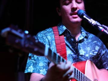 Alx Kawakami - Singer Guitarist - Honolulu, HI - Hero Main