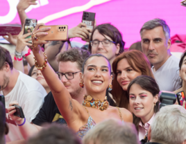 Dua Lipa taking selfies with fans at The European Premiere of Barbie in London