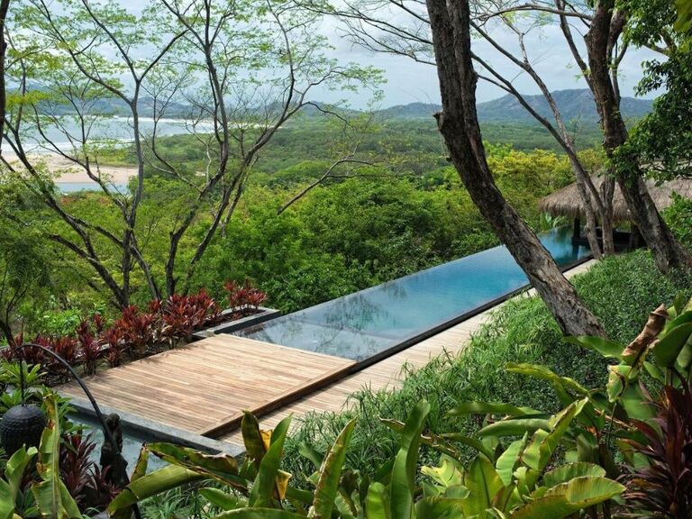 Pool party at El Chante!!
www.elchantetamarindo.com