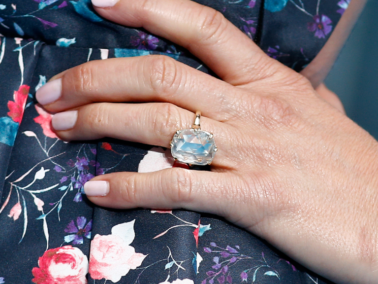 HOW BIG IS TOO BIG? 10 CELEBRITY RINGS THAT ARE ALL ABOUT SIZE - Wedded  Wonderland