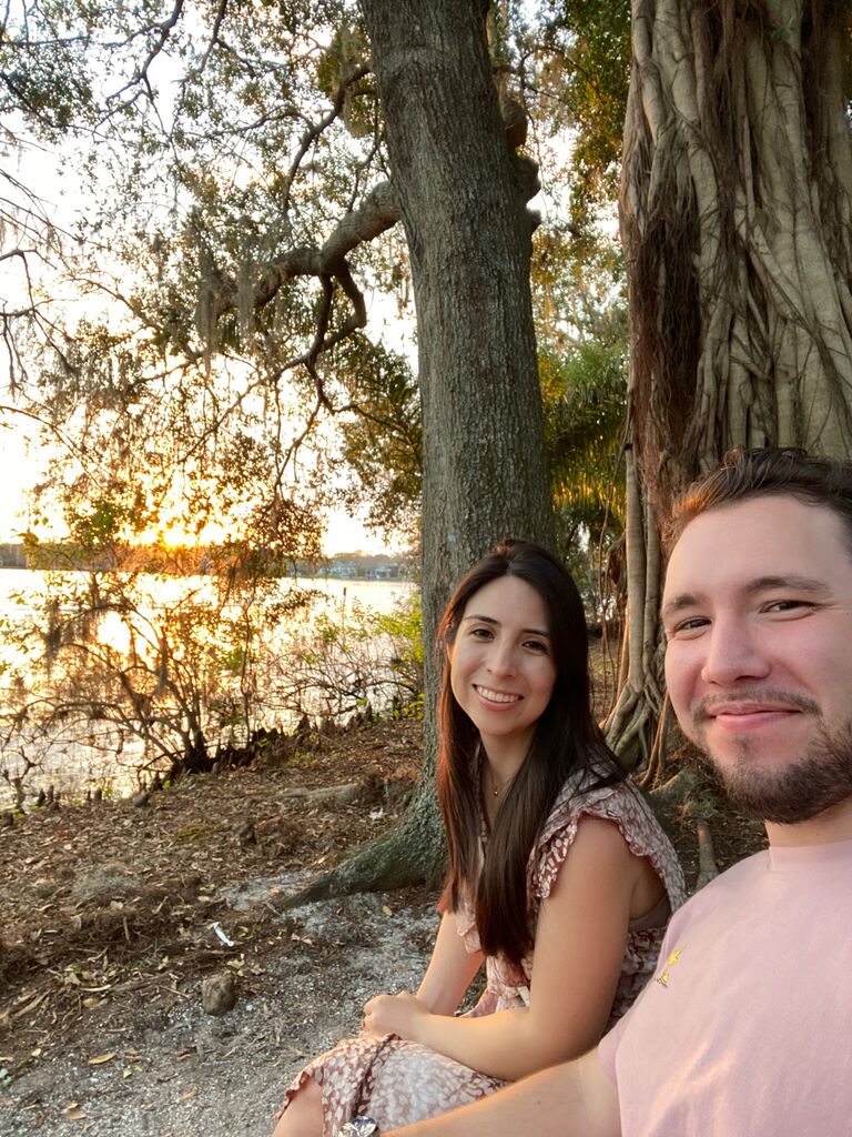 IGGY: A few weeks later, I worked up the courage to ask Lorena out on a date! We planned a picnic at a surprise park picked by Lorena. This would be my first time seeing Kraft Azalea Gardens.
