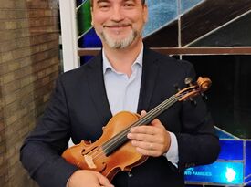 Maestro Leónida - Violinist - New Orleans, LA - Hero Gallery 4