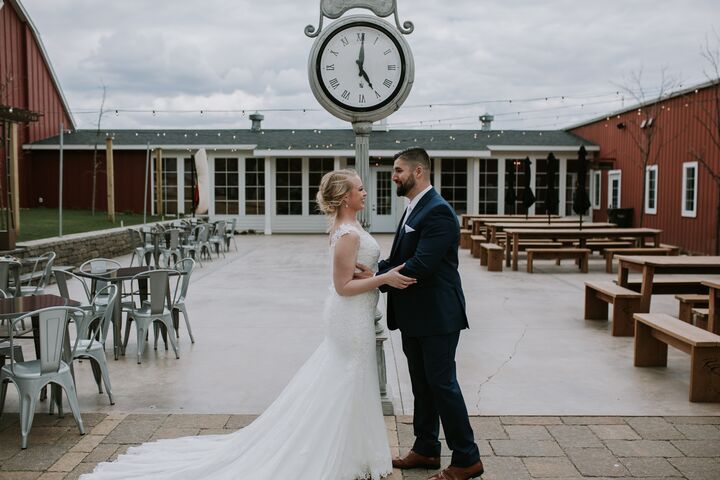 Rolling Ridge Classic Barn Garden Venue  Reception  