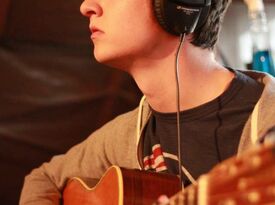 Evan Murphy - Acoustic Guitarist - Boston, MA - Hero Gallery 2