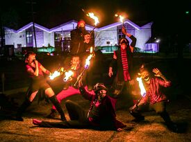 Cirque Aflame - Circus Performer - Chicago, IL - Hero Gallery 4