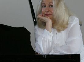 Phyllis Lynch Music: Piano, Strings - Pianist - Greenwood, IN - Hero Gallery 1