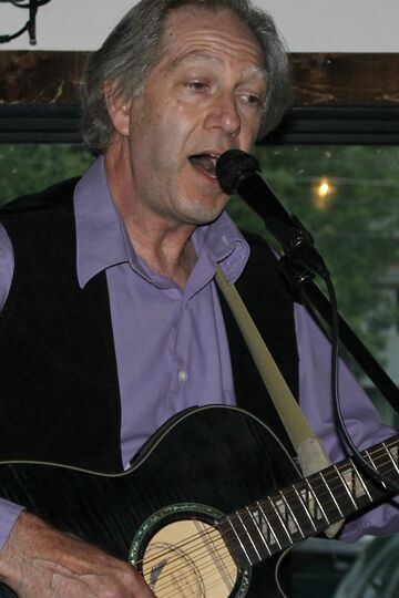 Bill Reidy Solo Acoustic - Singer Guitarist - Providence, RI - Hero Main