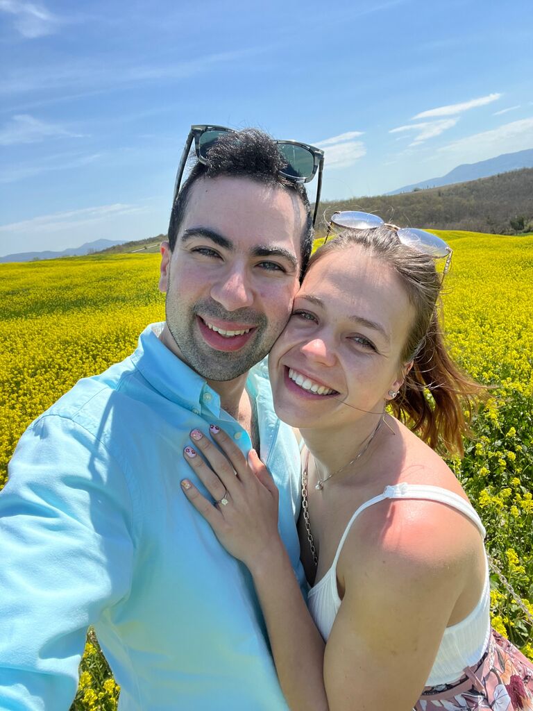 We got engaged! 💍Thomas fully took Sara by surprise, she had no idea that this was going to happen during the lovely trip in beautiful Tuscany 🥰