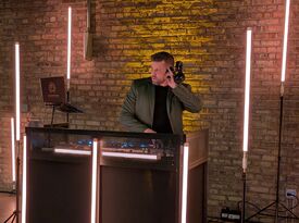 3rd Shift DJs - DJ - Elgin, IL - Hero Gallery 1