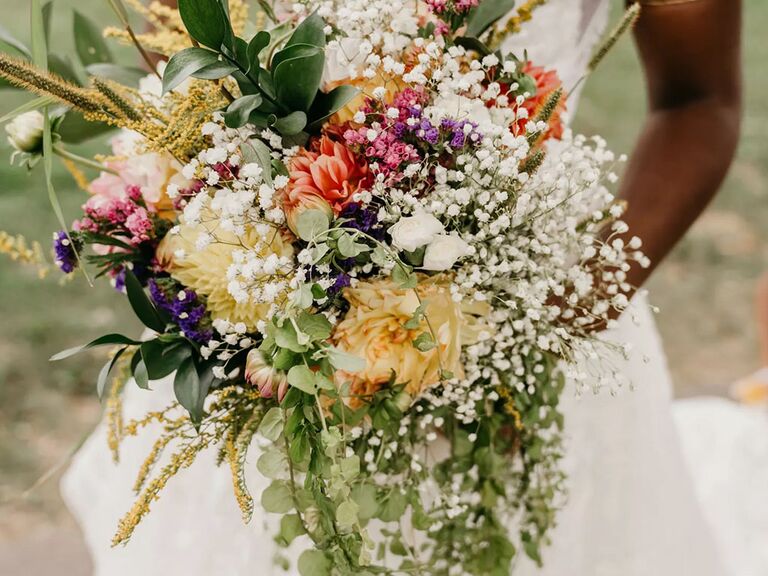 30 Wildflower Wedding Bouquets We Love 