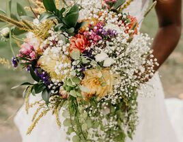 30 Wildflower Wedding Bouquets We Love 