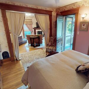 Gallery Photo 4
