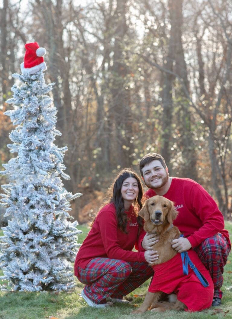 Dylan, Mariana, and Sammy spend their first Christmas together as a family. 
