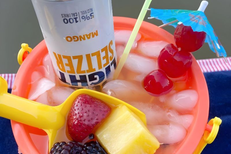 summer party ideas - drink buckets
