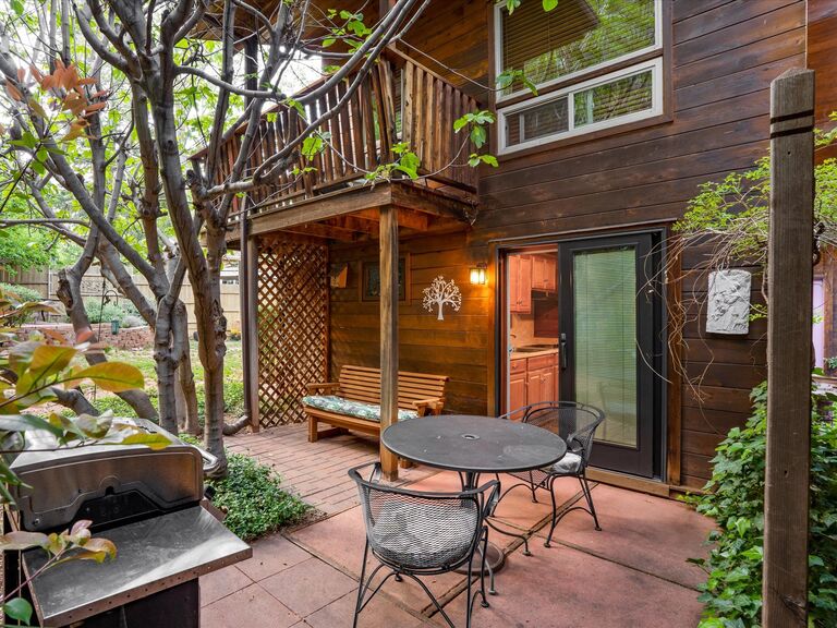 Canyon Wren Cabins romantic getaway in Sedona, Arizona 