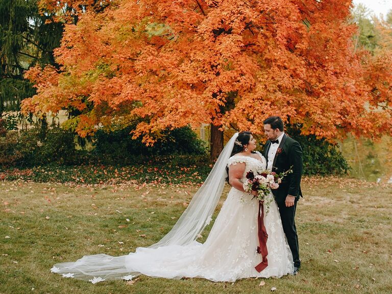 50 Cozy October Wedding Ideas to Fall in Love With